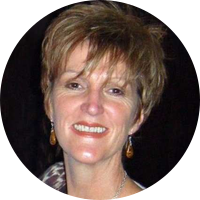 Portrait of Dr Lesley Friend